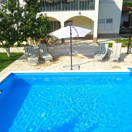 Apartment Vilar Srinjine